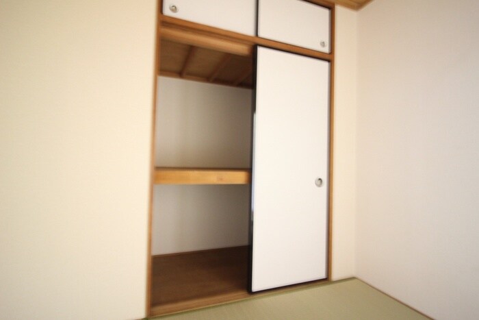 物件内観写真13　(収納)