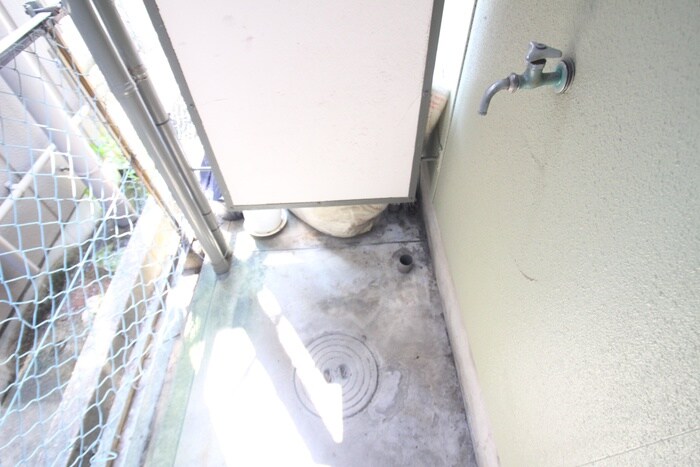 物件内観写真17　(洗濯機置場)