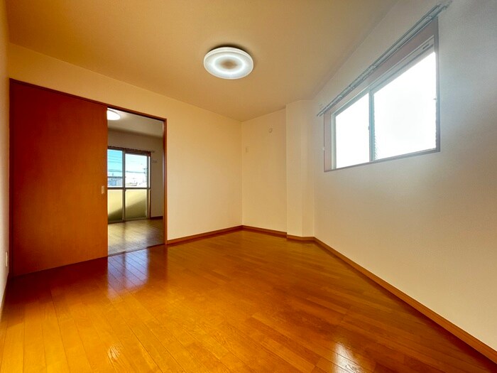 物件内観写真17　(居室)