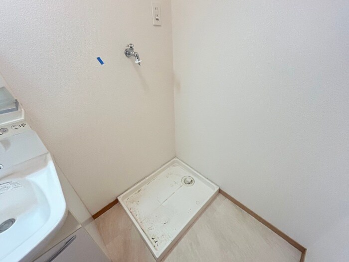 物件内観写真22　(洗濯機置場)