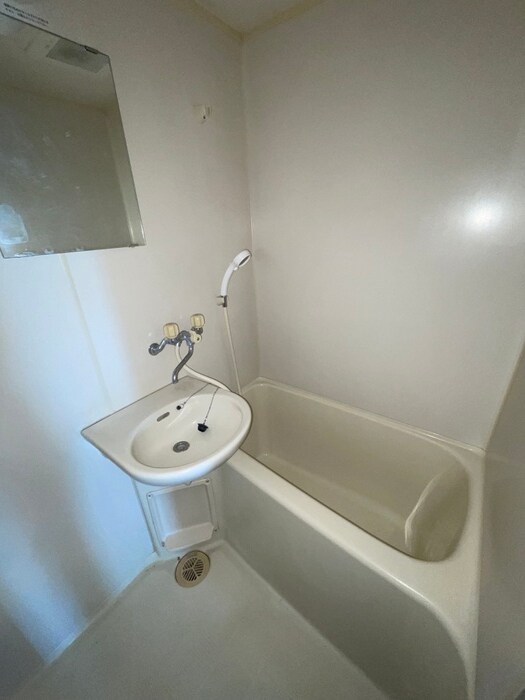 物件内観写真7　(バス／シャワールーム等)