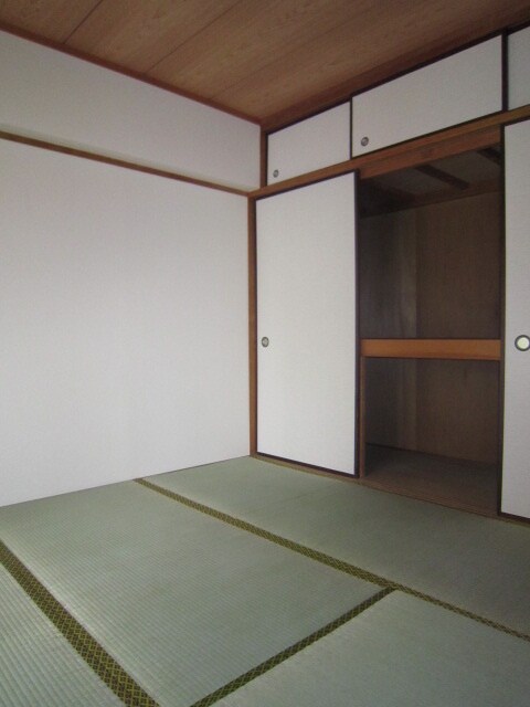 物件内観写真13　(居室)