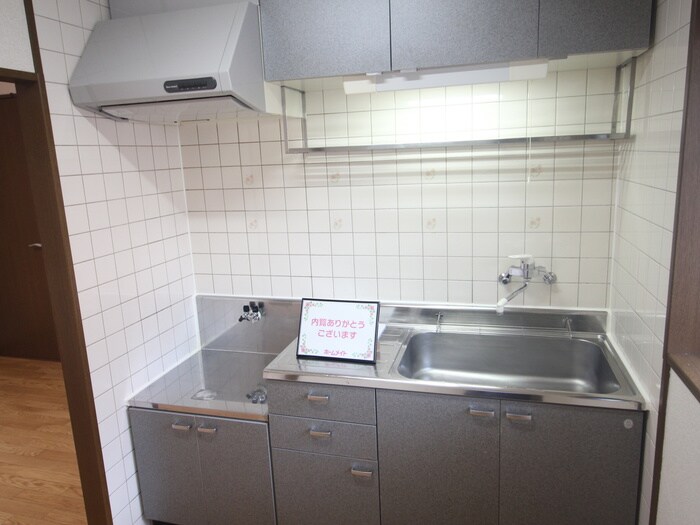 物件内観写真8　(キッチン)