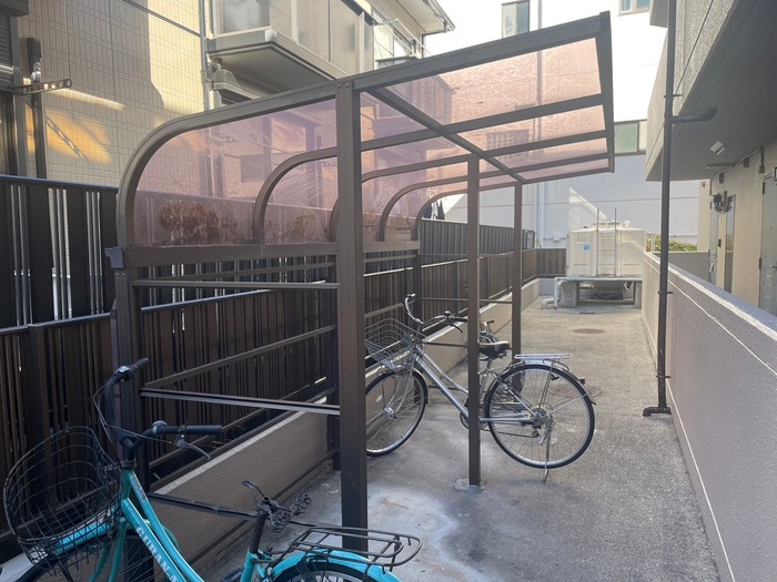 物件外観写真6　(駐輪場)