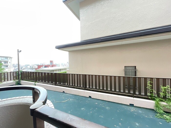 物件内観写真15　(室内からの展望)