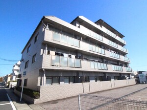 サンメゾン松井外観写真