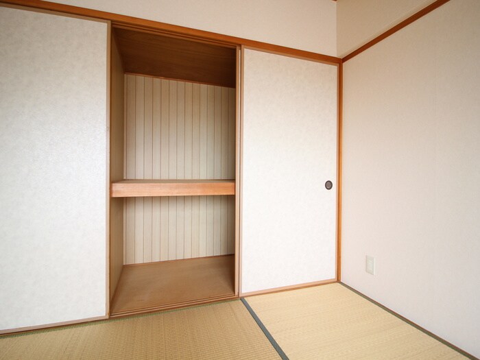 物件内観写真9　(収納)