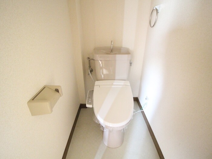 物件内観写真11　(トイレ)