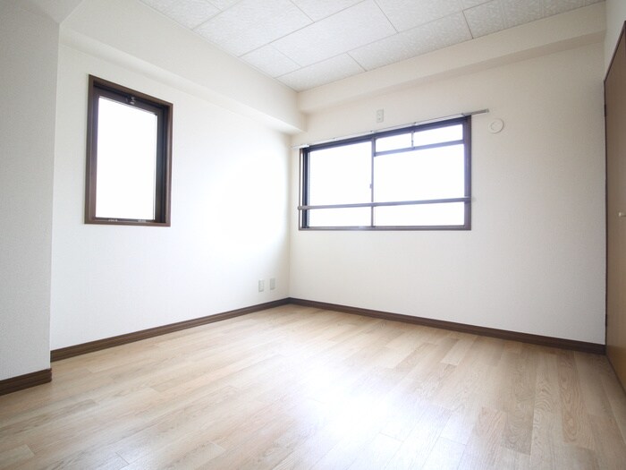 物件内観写真17　(居室)