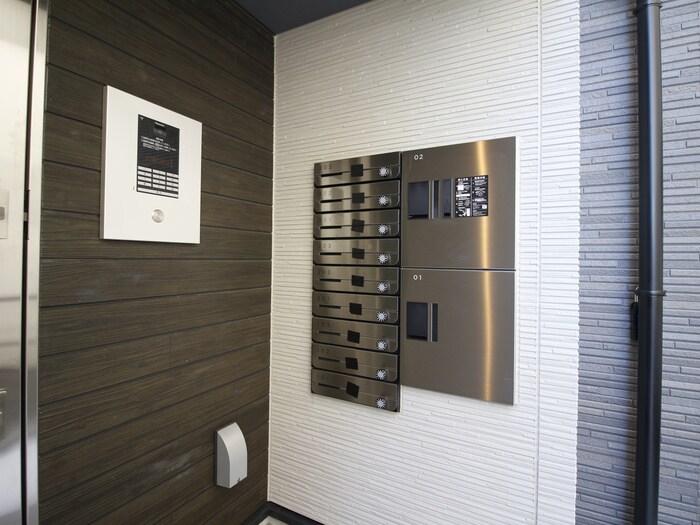 物件外観写真4　(建物設備)