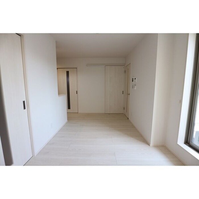 物件内観写真3　(居室)