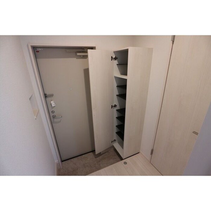 物件内観写真11　(靴箱)