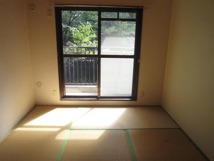 物件内観写真11　(居室)