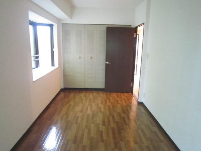 物件内観写真12　(居室)