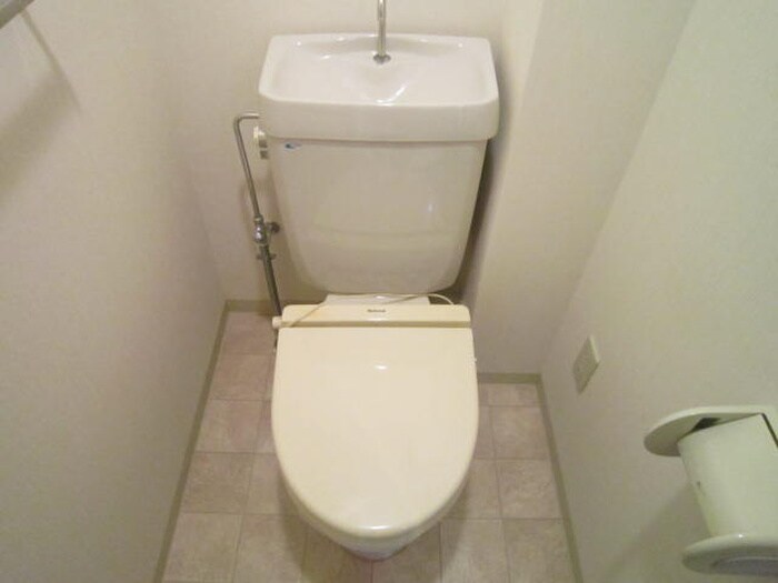 物件内観写真15　(トイレ)