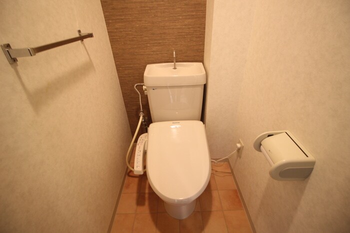 物件内観写真16　(トイレ)