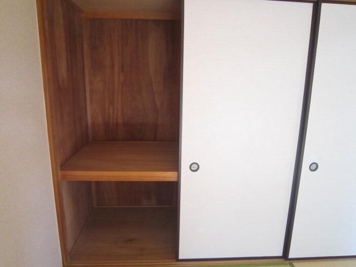 物件内観写真18　(収納)