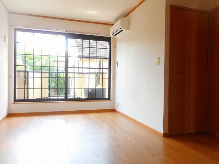 物件内観写真16　(居室)