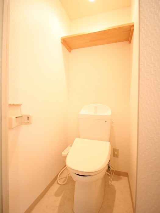 物件内観写真16　(トイレ)