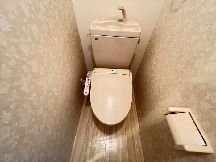 物件内観写真11　(トイレ)