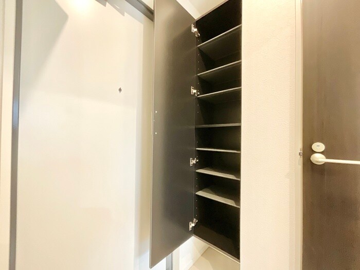 物件内観写真19　(靴箱)