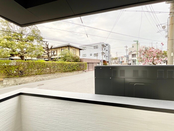 物件内観写真22　(室内からの展望)