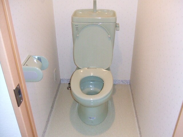 物件内観写真11　(トイレ)