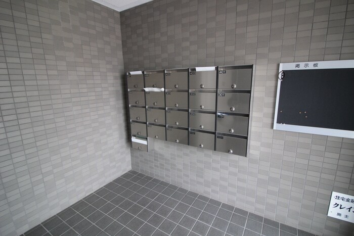 物件外観写真4　(建物設備)