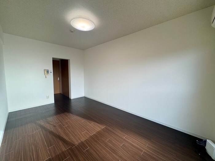 物件内観写真22　(居室)