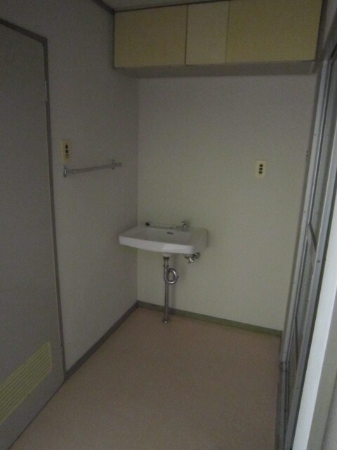 物件内観写真11　(洗面)
