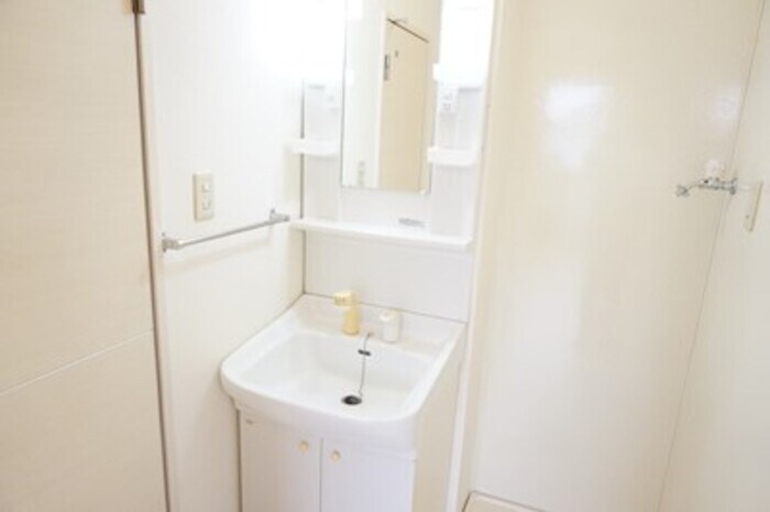 物件内観写真11　(洗面)