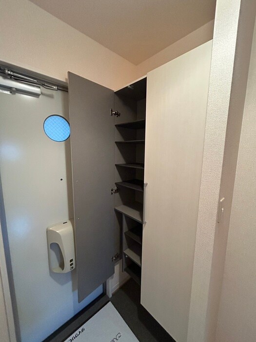 物件内観写真21　(靴箱)