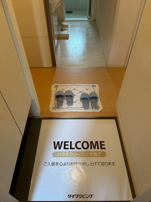 物件内観写真22　(玄関)