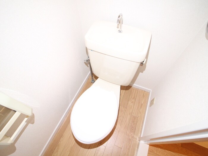 物件内観写真12　(トイレ)