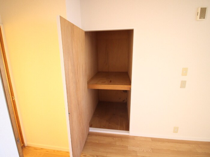 物件内観写真21　(収納)