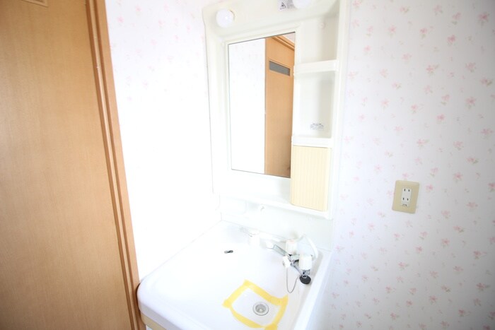 物件内観写真13　(洗面)