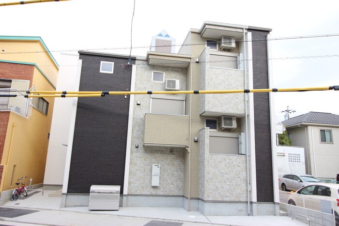 物件外観写真1　(外観写真)