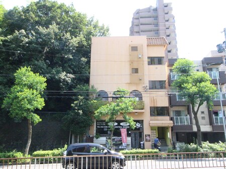日鶴ビル外観写真