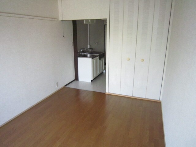 物件内観写真12　(居室)