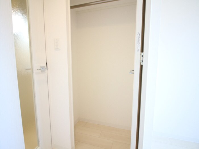 物件内観写真9　(収納)