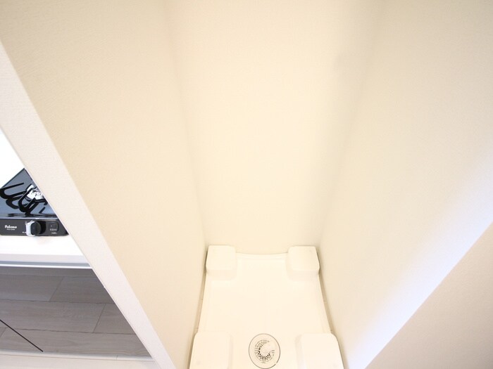 物件内観写真13　(洗濯機置場)