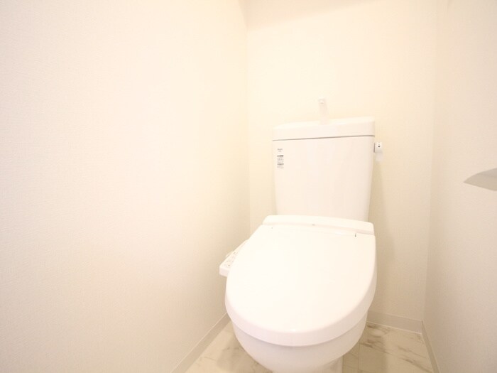 物件内観写真14　(トイレ)