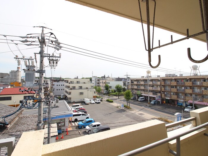 物件内観写真22　(室内からの展望)