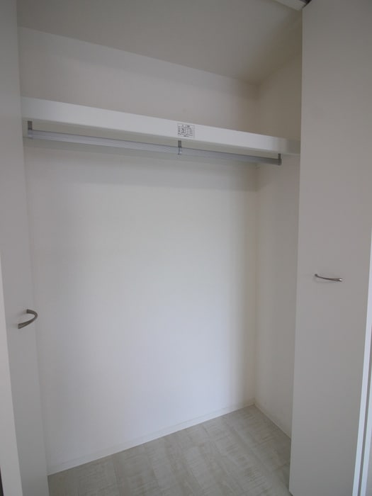 物件内観写真9　(収納)