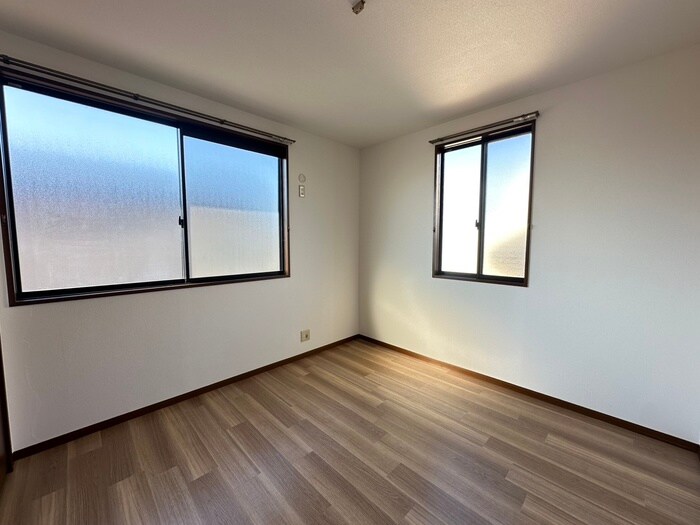 物件内観写真9　(居室)