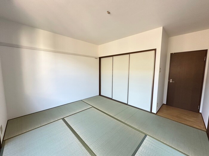 物件内観写真10　(居室)