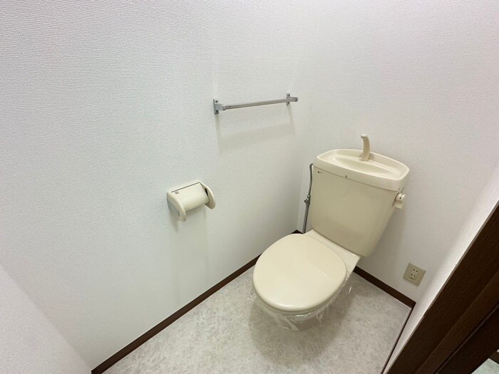 物件内観写真15　(トイレ)