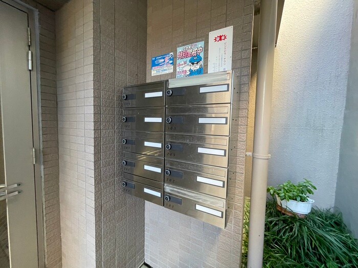 物件外観写真4　(建物設備)