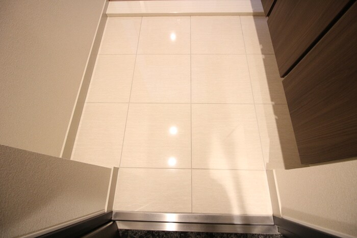 物件内観写真14　(玄関)