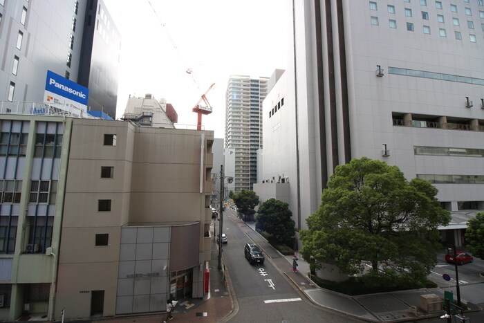 物件内観写真17　(室内からの展望)